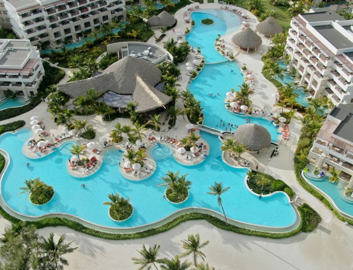 Stop Getting Ripped Off: 6 Secrets to Avoiding Hotel Resort Fees in 2026