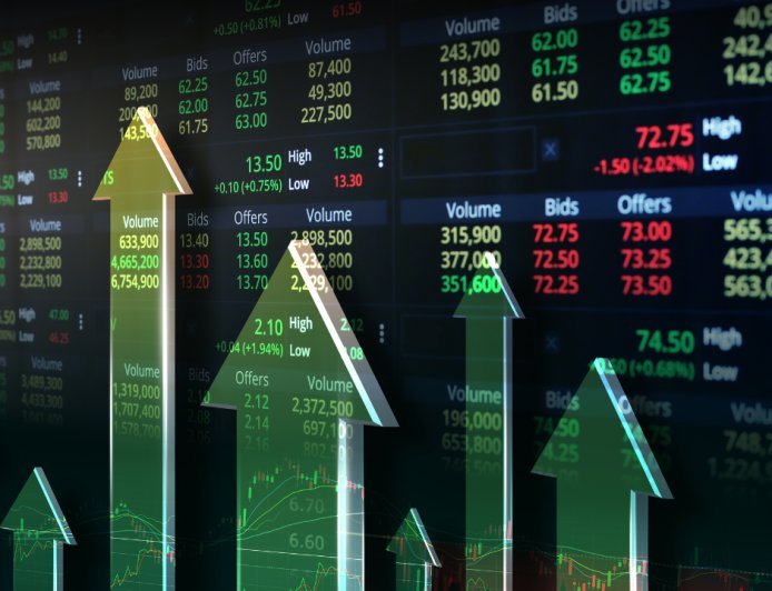 Is the AI Stock Bubble About to Pop? 6 Moves to Protect Your Portfolio