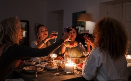 Hosting Friendsgiving on a Budget: How to Split Costs Without the Awkwardness